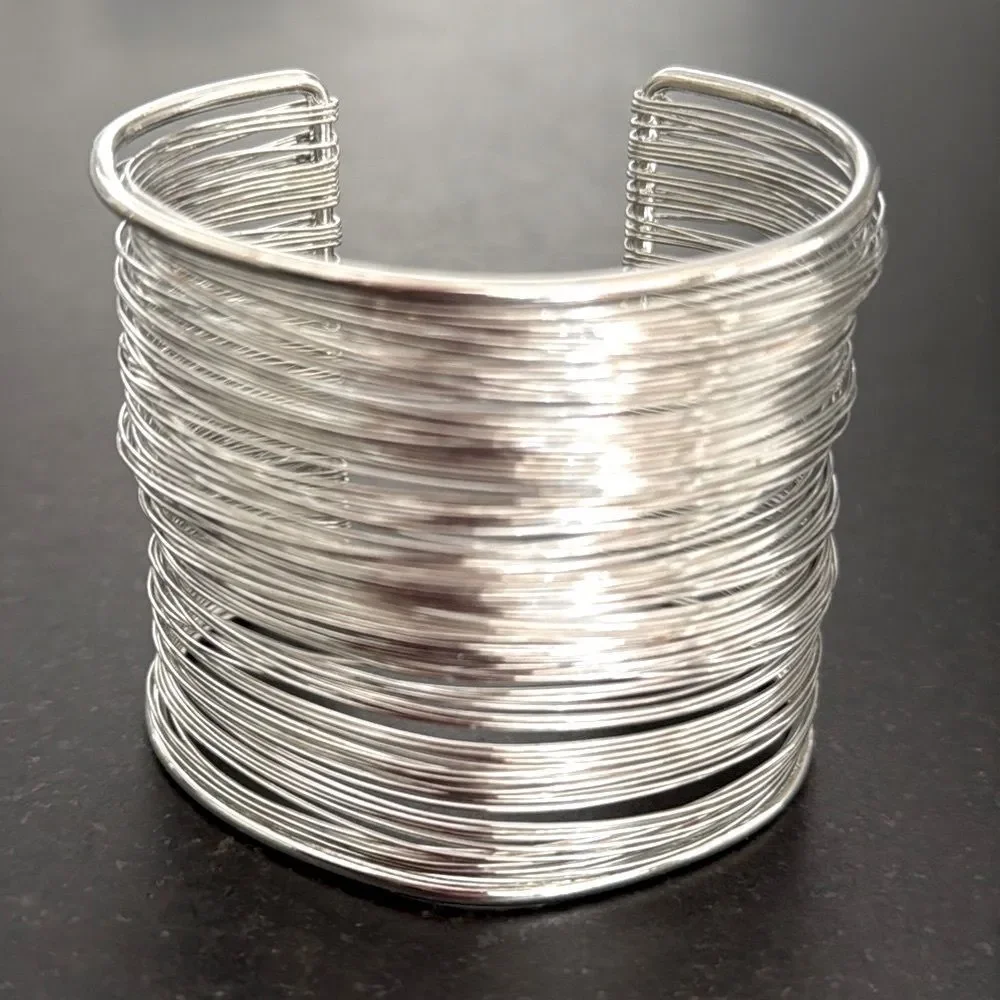Modern Silver Wire Cuff Slinky Bracelet - Retro Sculptural Style